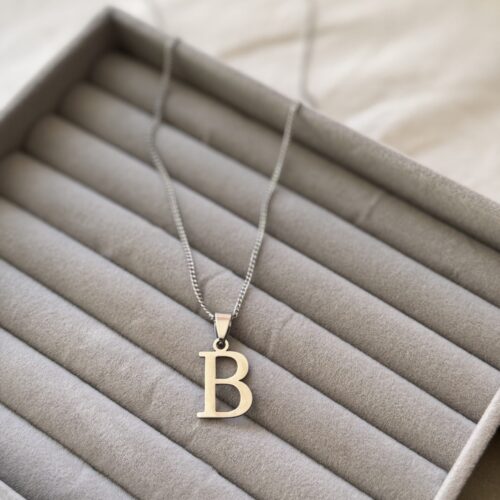 COLLAR INICIAL "B"