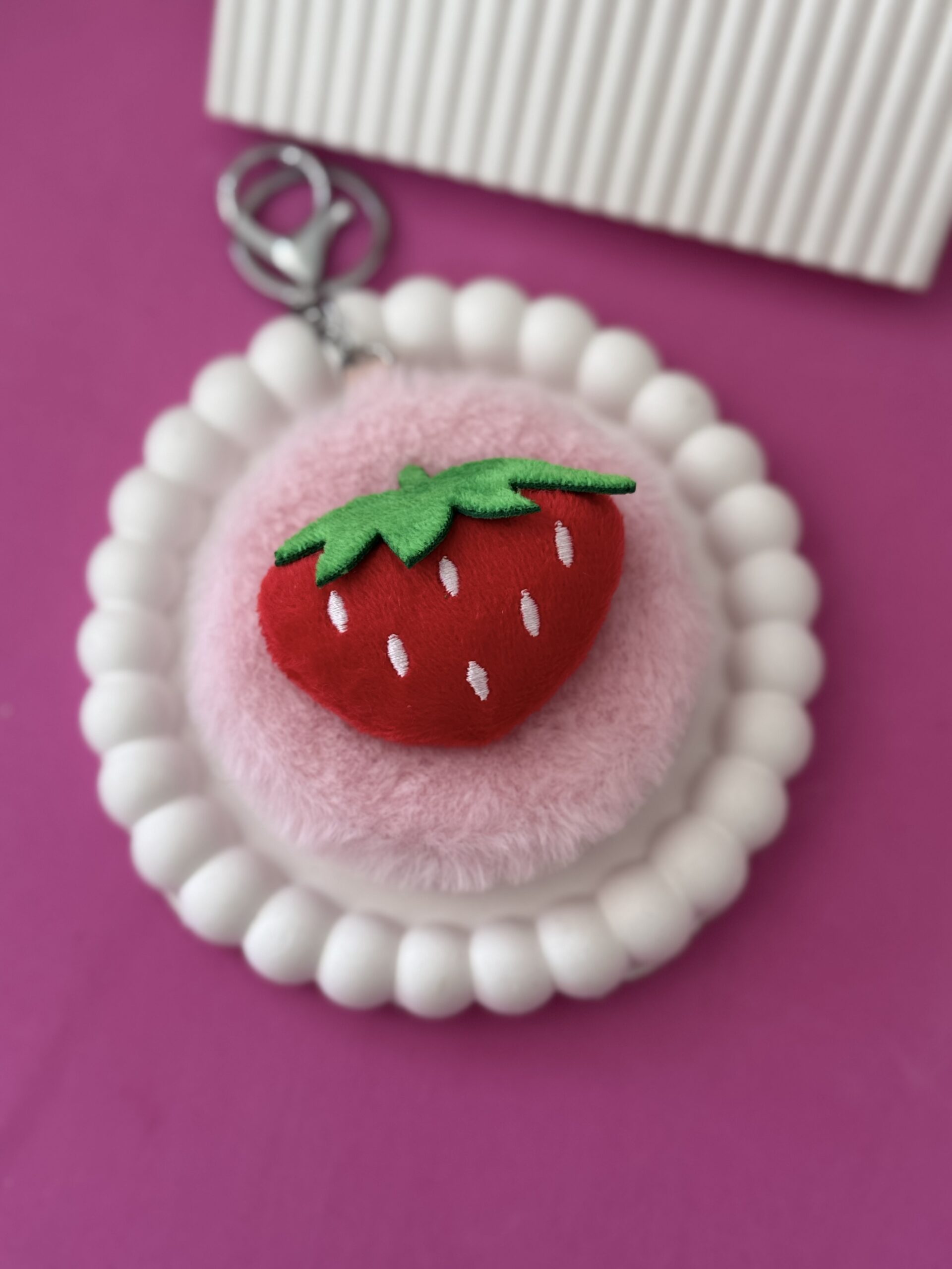 LLAVERO CON ESPEJO 🍓
