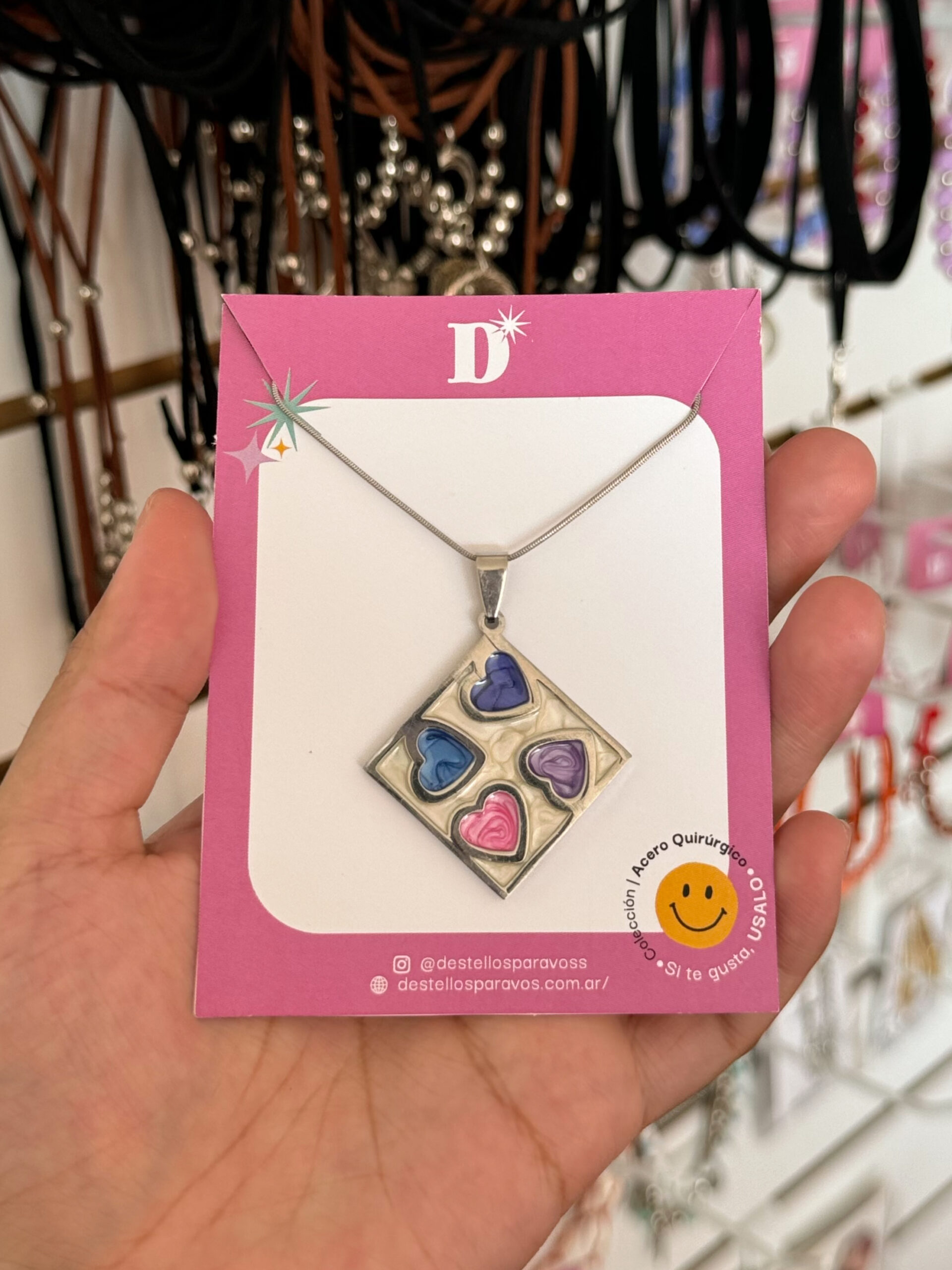COLLAR CUATRO CORAZONES 💜