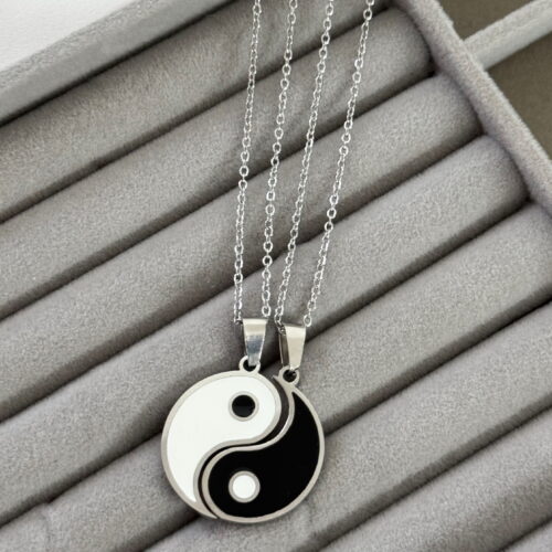 COLLAR YIN Y YANG