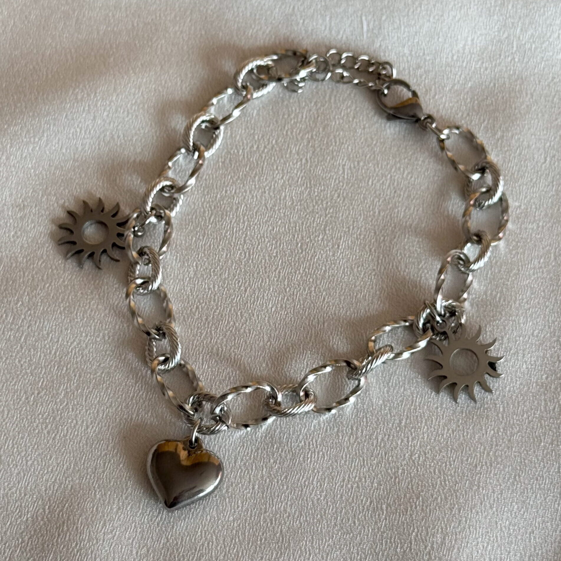 PULSERA CON DIJES 🌞