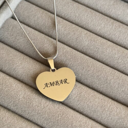 Collar Personalizado con Nombre o Fecha – Dije Corazón