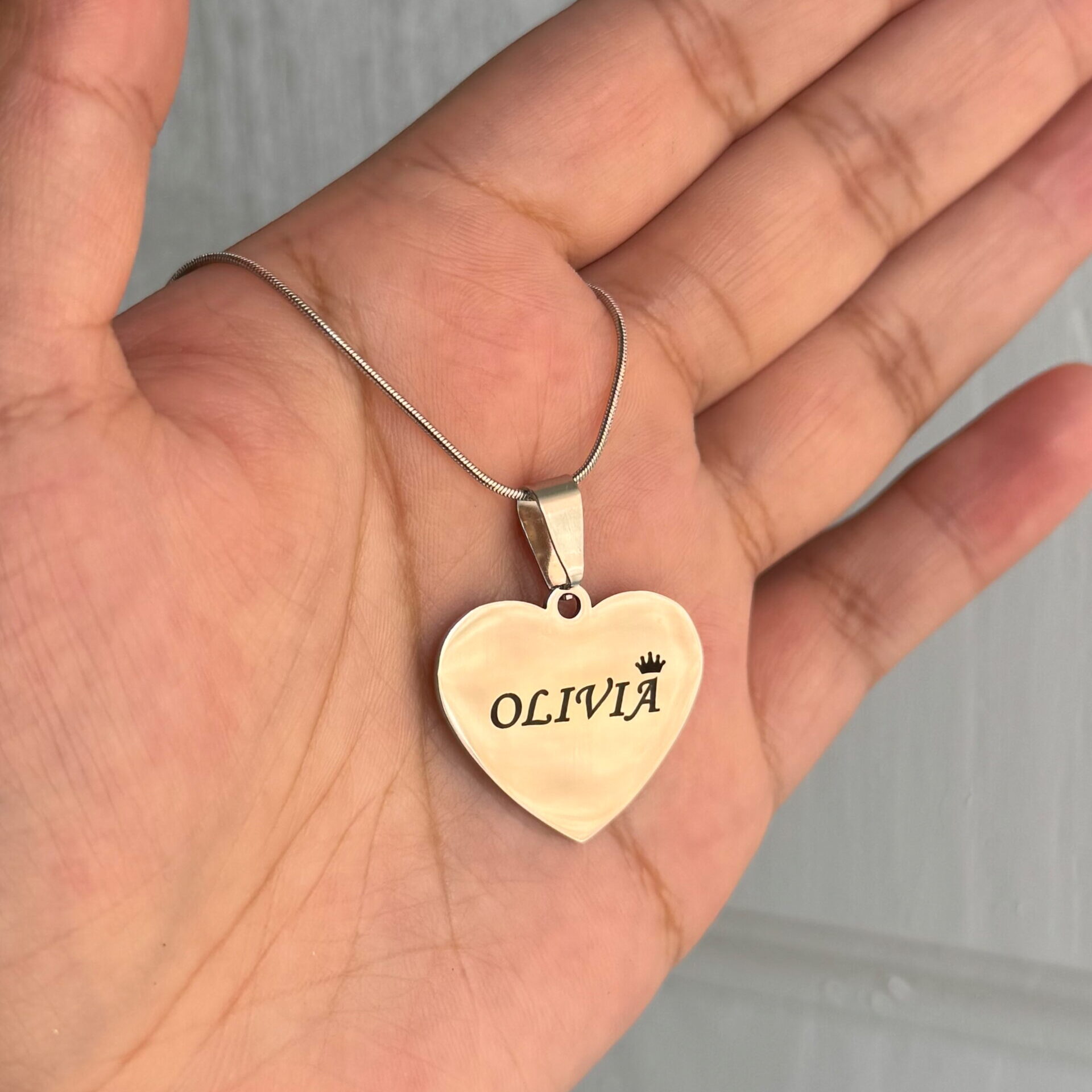 COLLAR CORAZON PERSONALIZADO CON NOMBRE